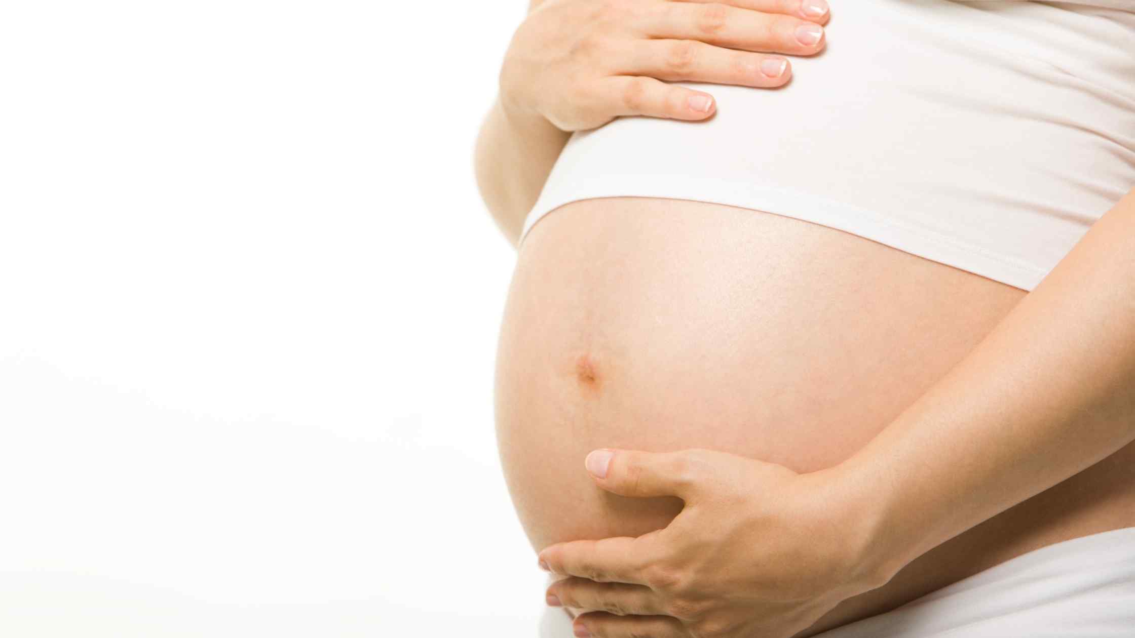 Hamilelikte cilt çatlaması olur mu? Cilt çatlakları neden oluşur?